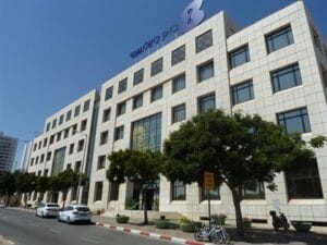 משרדים בזק בינלאומי